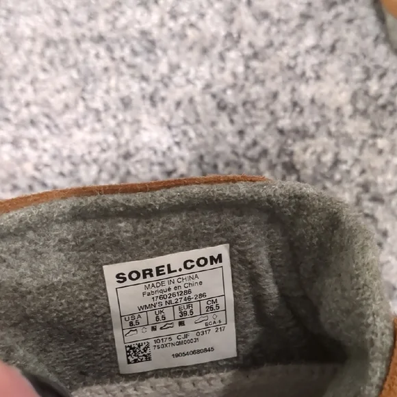 Sorel Women's Tan Ankle Boots - Picture 7 of 7